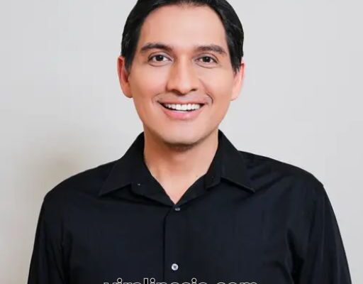 Lucky Hakim : Dari Layar Kaca ke Dunia Politik